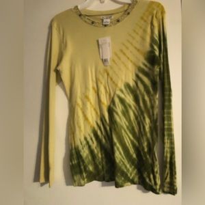 Green tye dye with bling around the neck medium